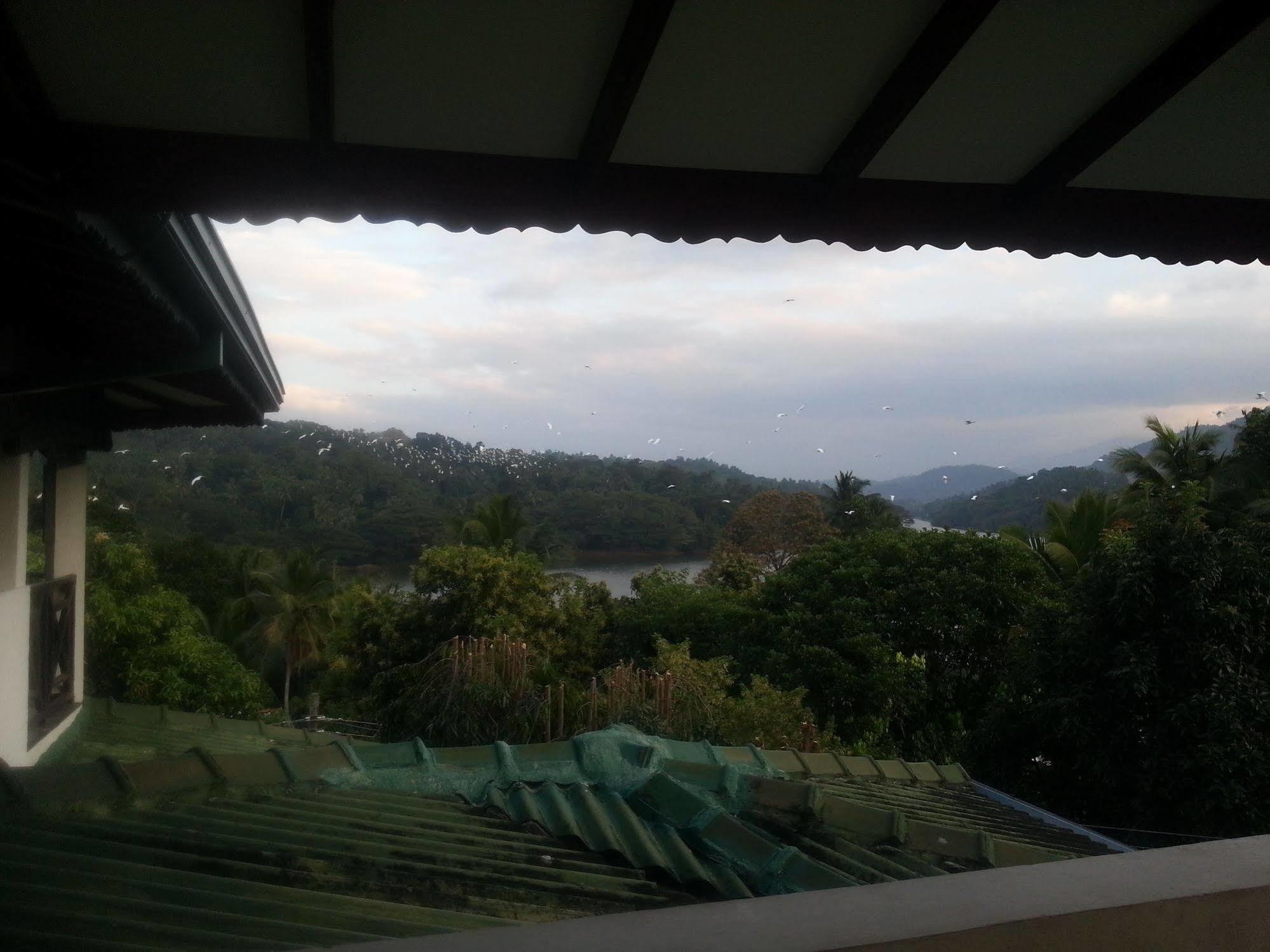 Kandy Holiday Home Exteriör bild