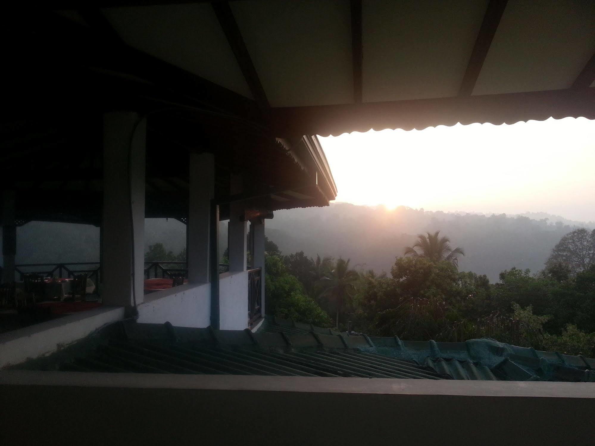 Kandy Holiday Home Exteriör bild